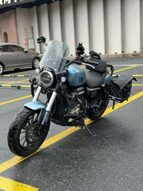 二手QJMOTOR闪300