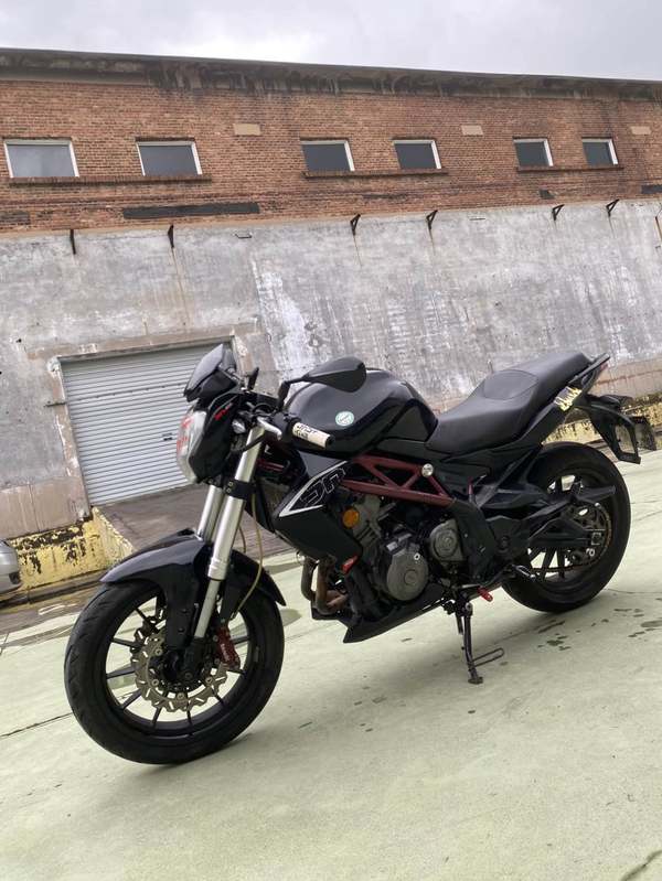 二手贝纳利蓝宝龙 BN302S