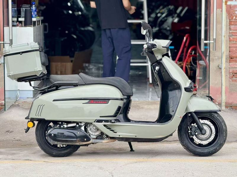 二手维多利亚Sixties 250Si