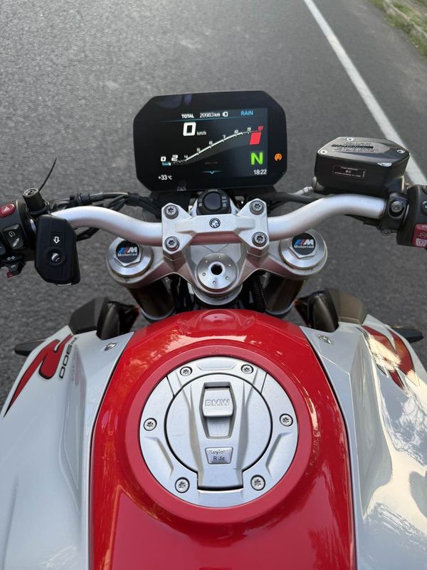 二手宝马F 900 R