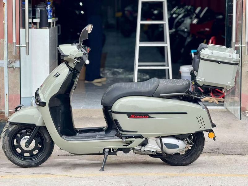 二手维多利亚Sixties 250Si