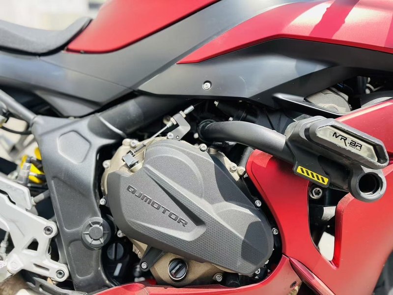 二手QJMOTOR赛800