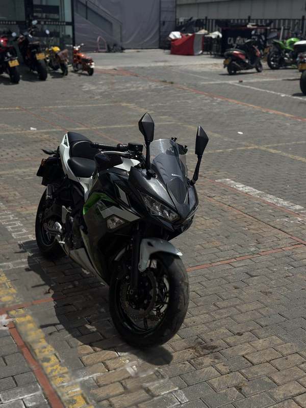 二手川崎Ninja 650 