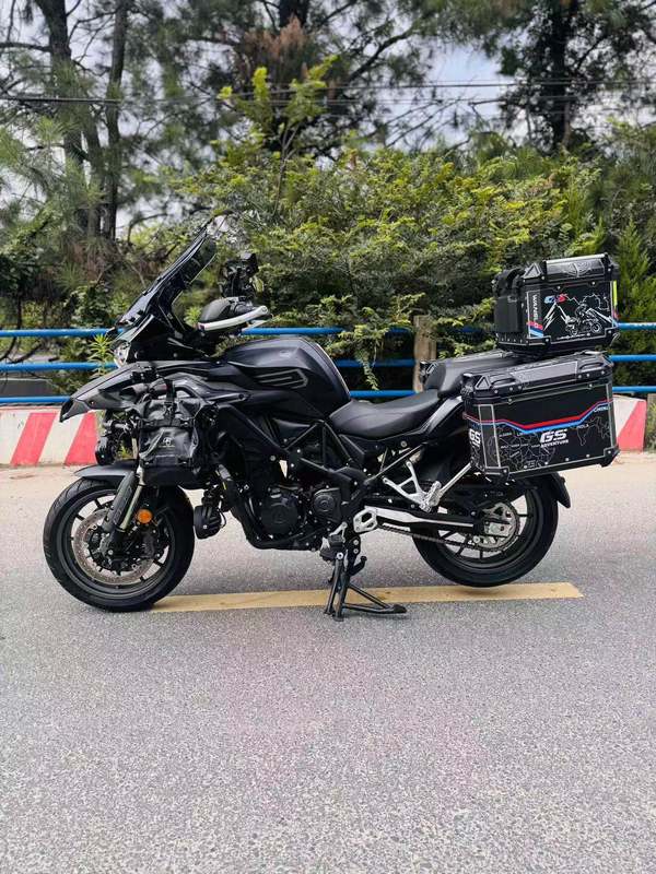 二手贝纳利TRK552