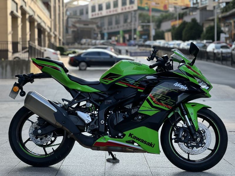 二手川崎ZX-4R