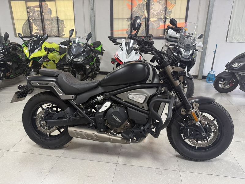 二手QJMOTOR闪700
