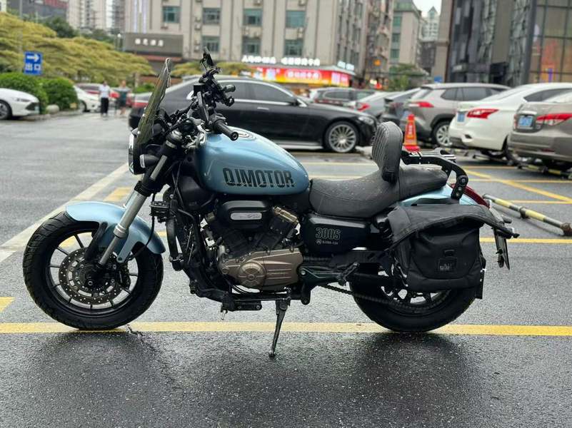 二手QJMOTOR闪300