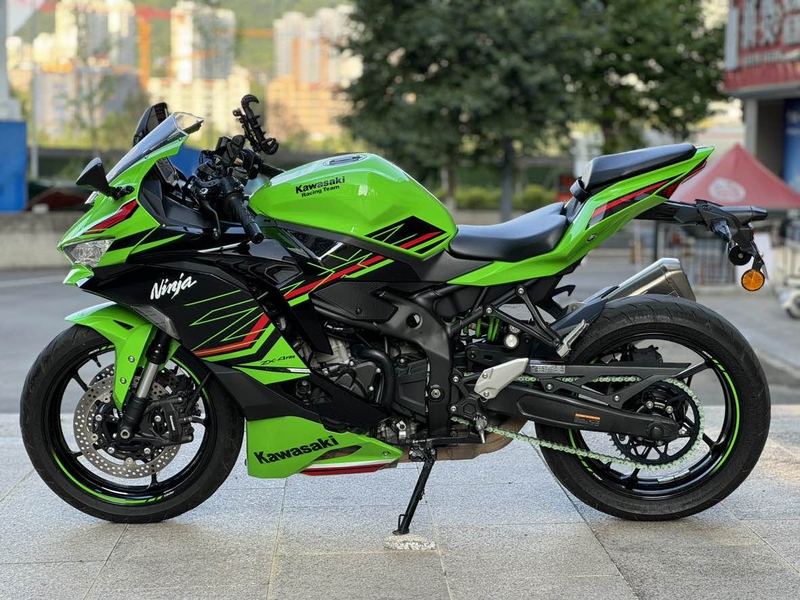 二手川崎ZX-4R