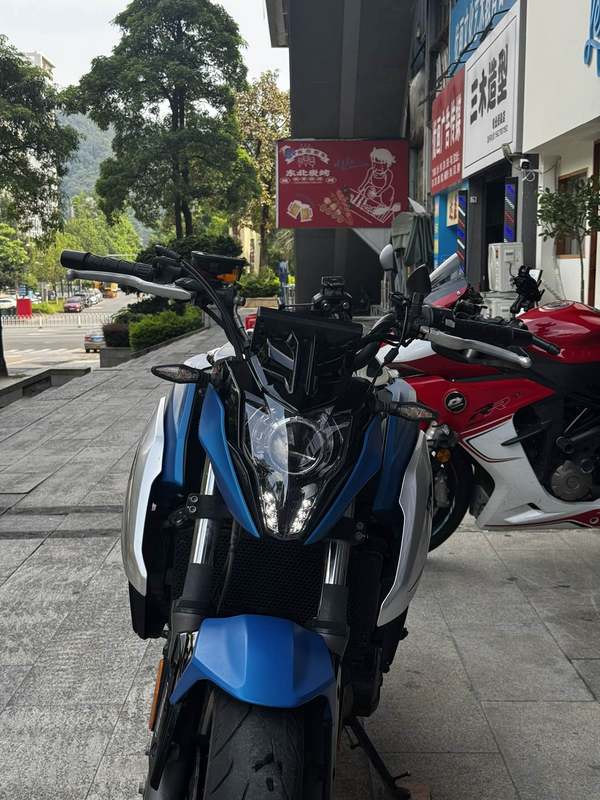 二手春风650NK