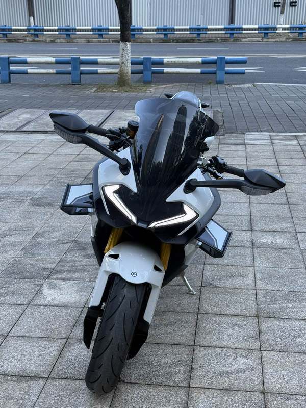 二手春风750SR-S