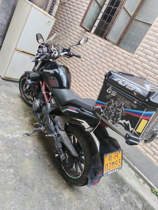 二手贝纳利蓝宝龙 BN302S