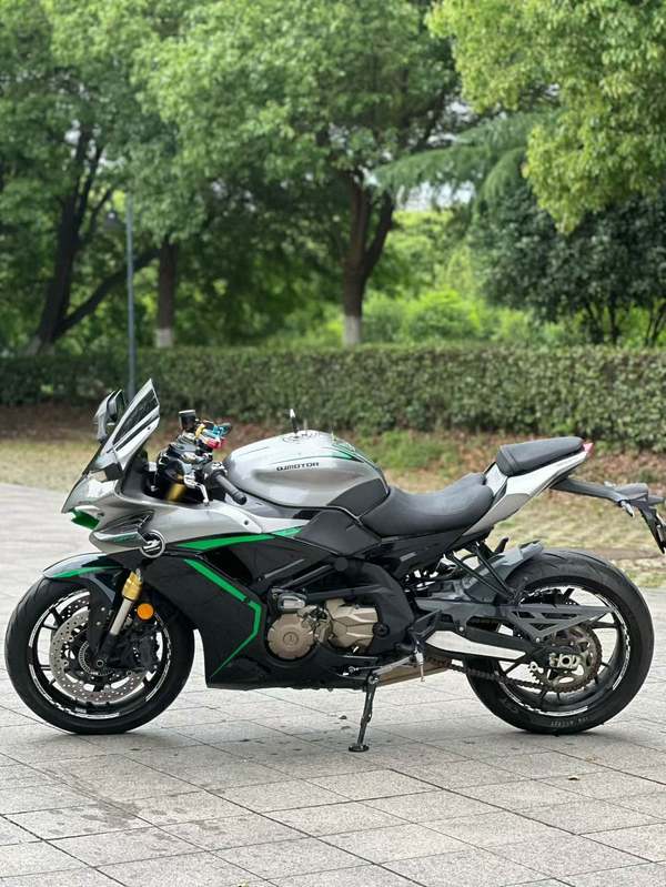 二手QJMOTOR赛600