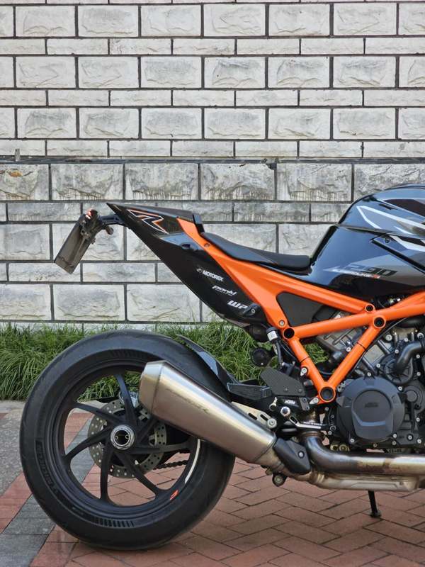 二手KTMR2R1290 Super Duke