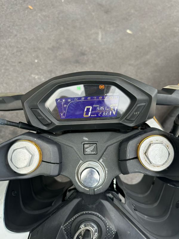 二手五羊本田CB190R 暴锋眼