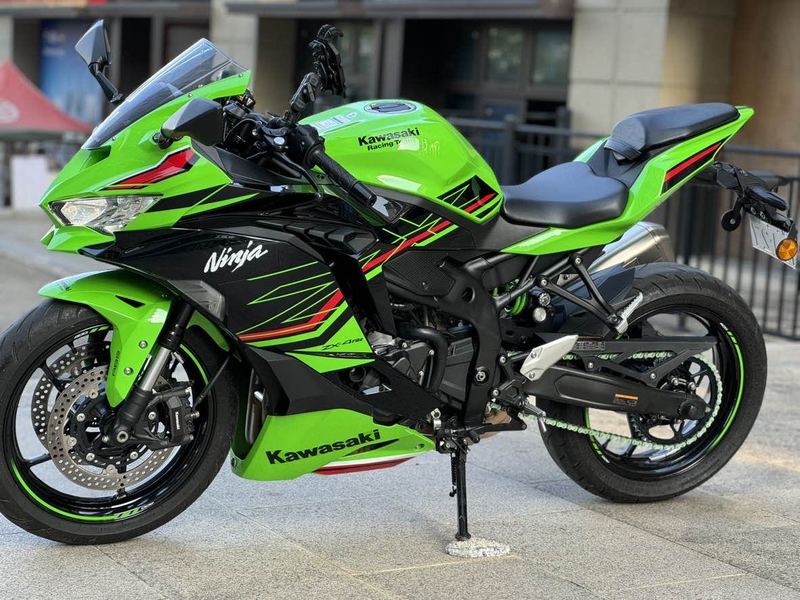 二手川崎ZX-4R