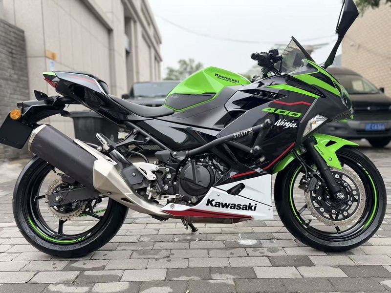 二手川崎Ninja 400