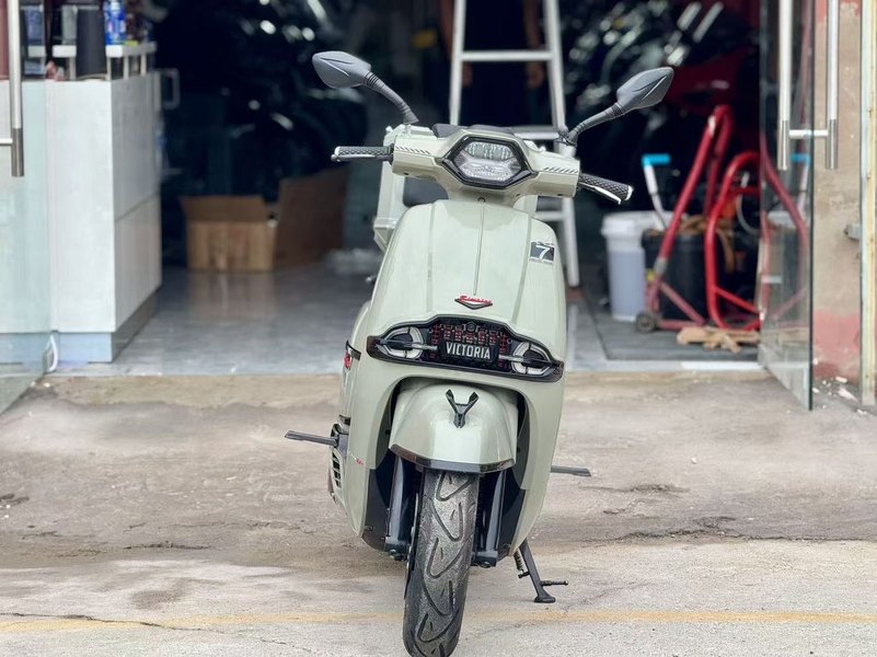 二手维多利亚Sixties 250Si