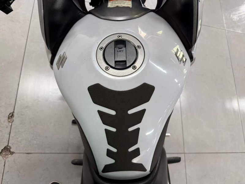 二手豪爵铃木骊驰 GW 250S