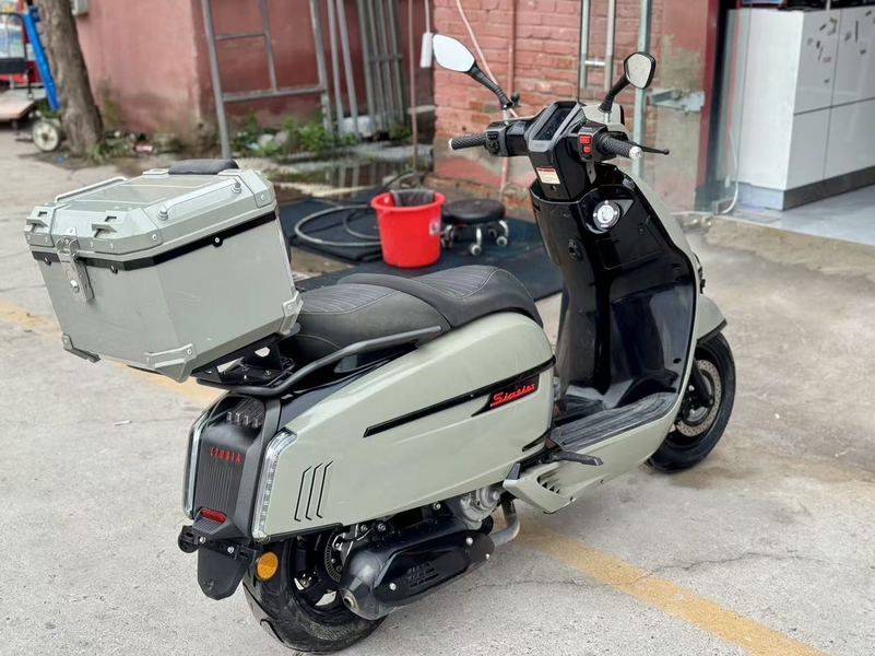 二手维多利亚Sixties 250Si