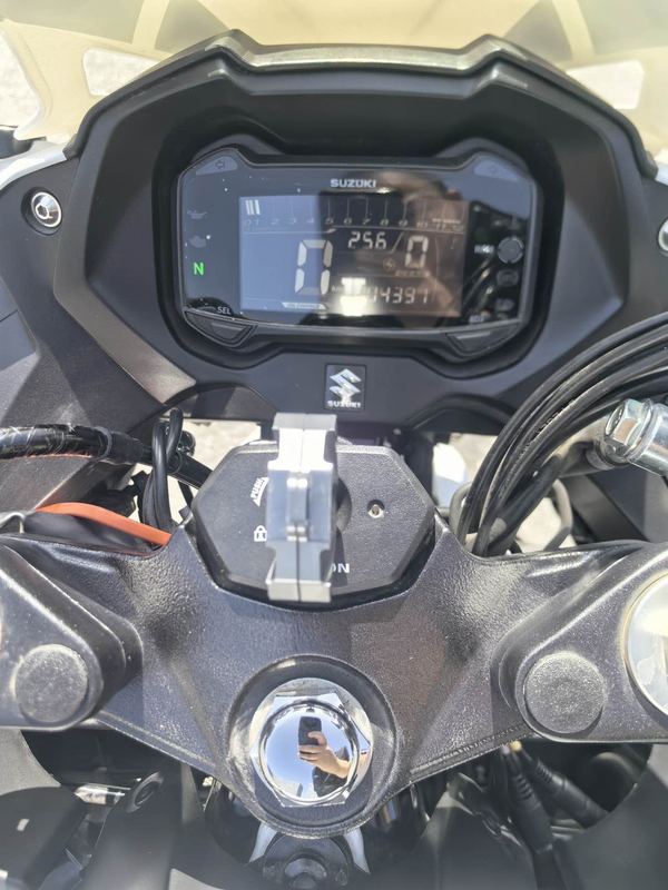 二手豪爵铃木GSX250R