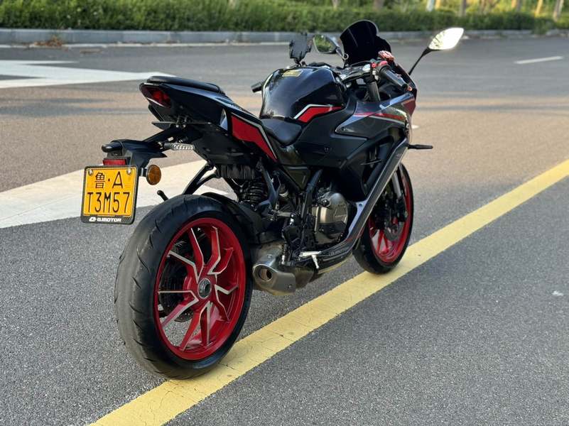 二手QJMOTOR赛400