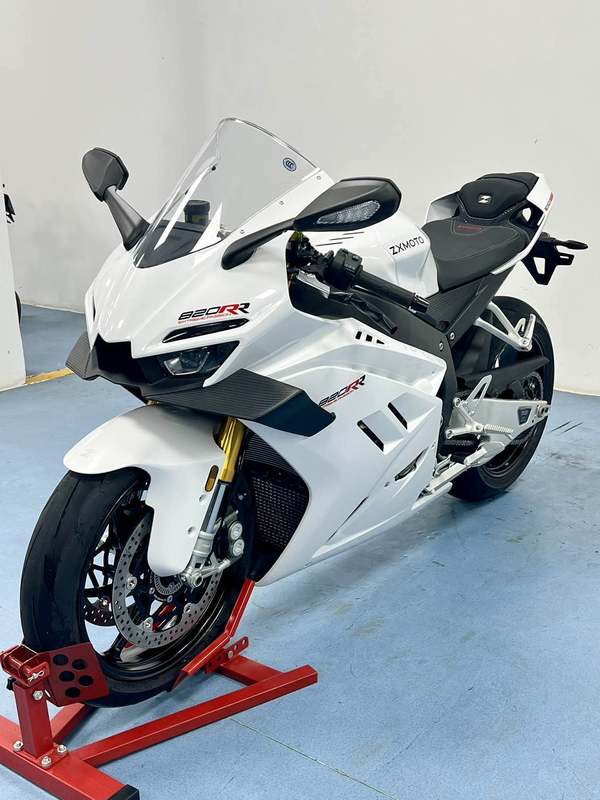二手张雪机车820RR