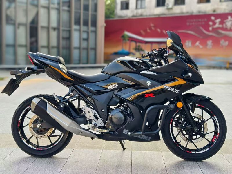 二手豪爵铃木GSX250R