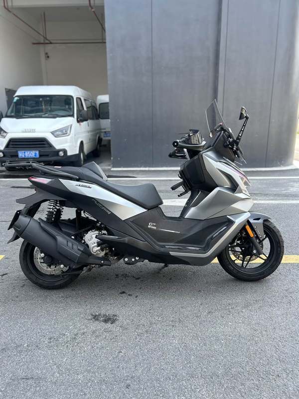 二手无极SR250GT