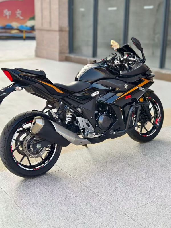二手豪爵铃木GSX250R