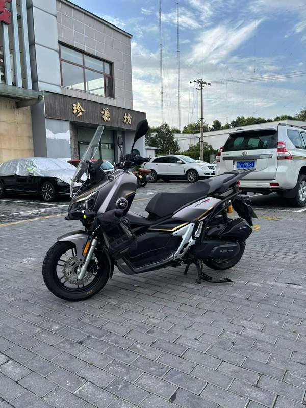 二手QJMOTOR鸿250ADV