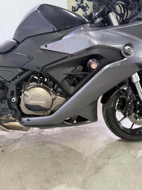 二手QJMOTOR赛400