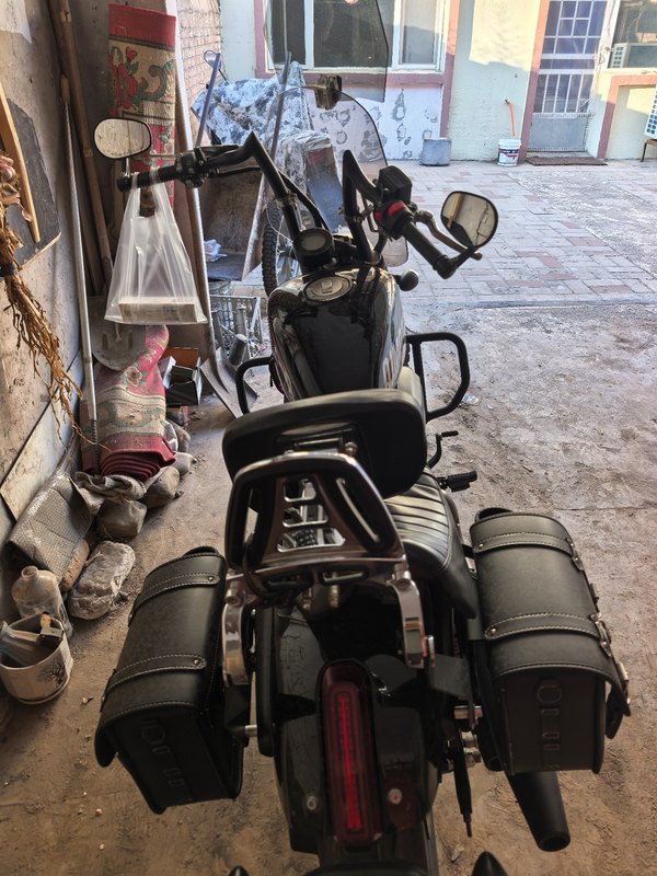二手QJMOTOR闪300