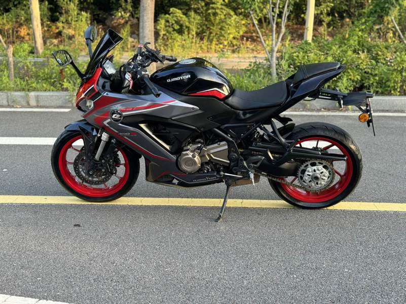 二手QJMOTOR赛400