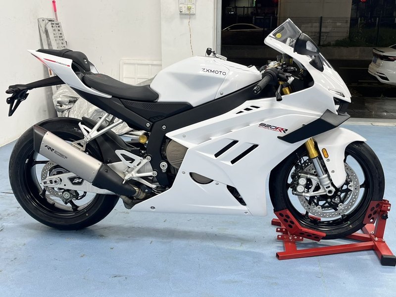 二手张雪机车820RR
