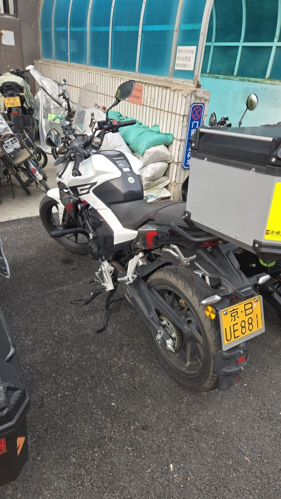 二手五羊本田CB190R 暴锋眼