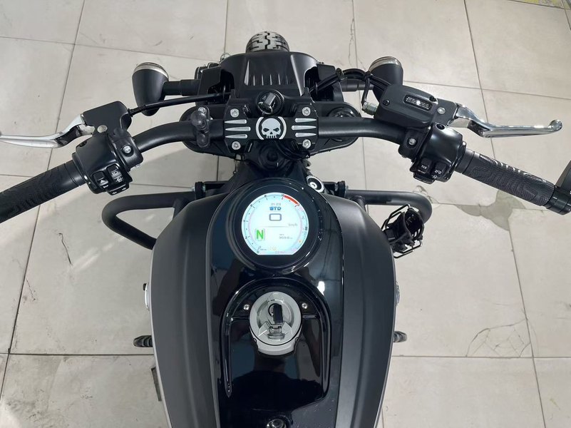 二手QJMOTOR闪600
