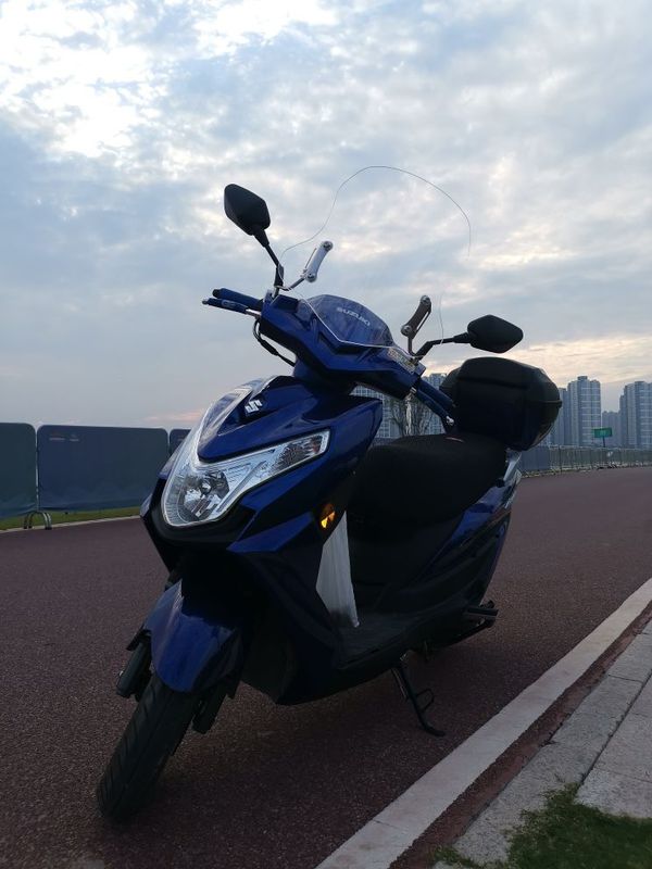 二手济南铃木优驿 UE125T