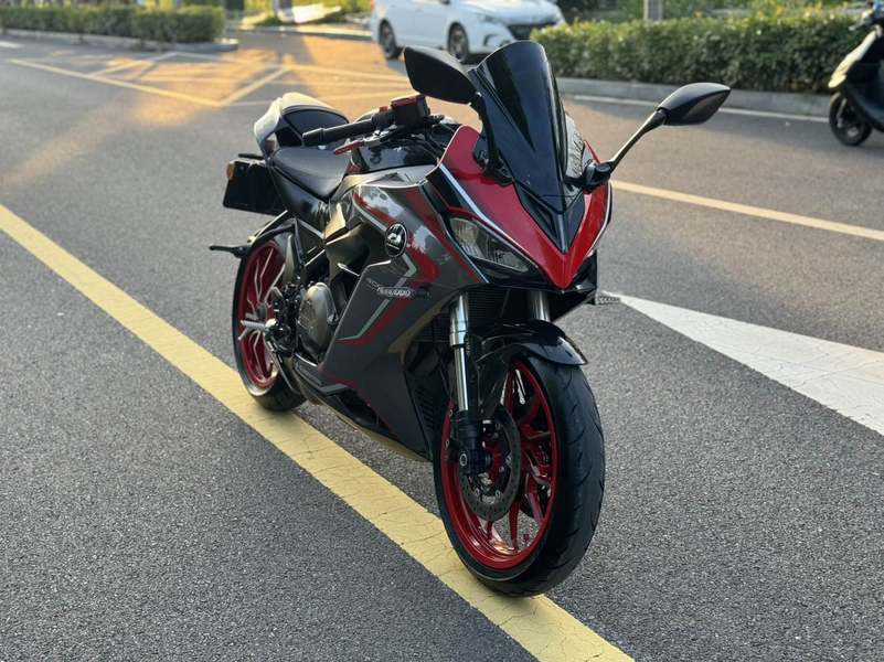 二手QJMOTOR赛400
