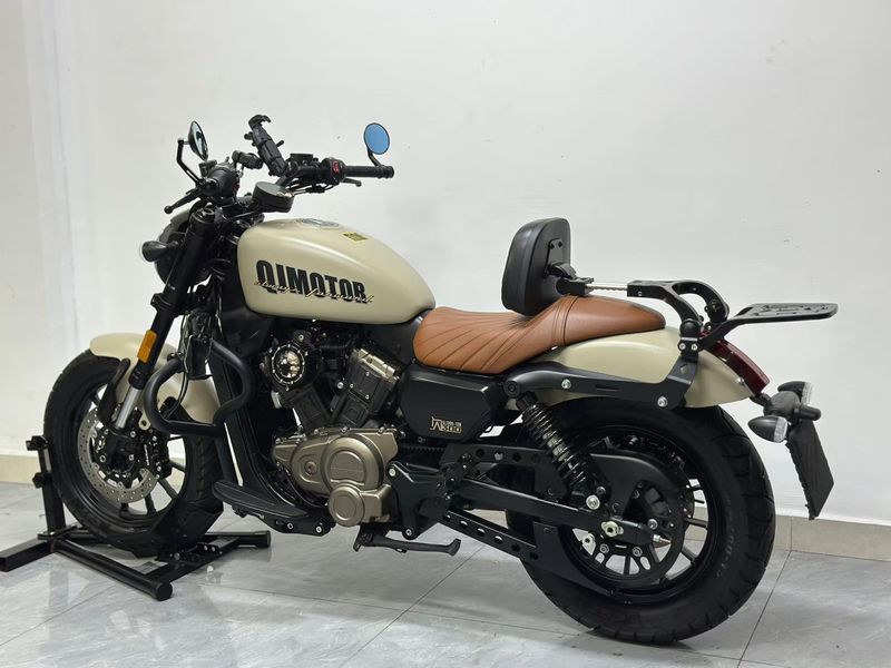 二手QJMOTOR闪300