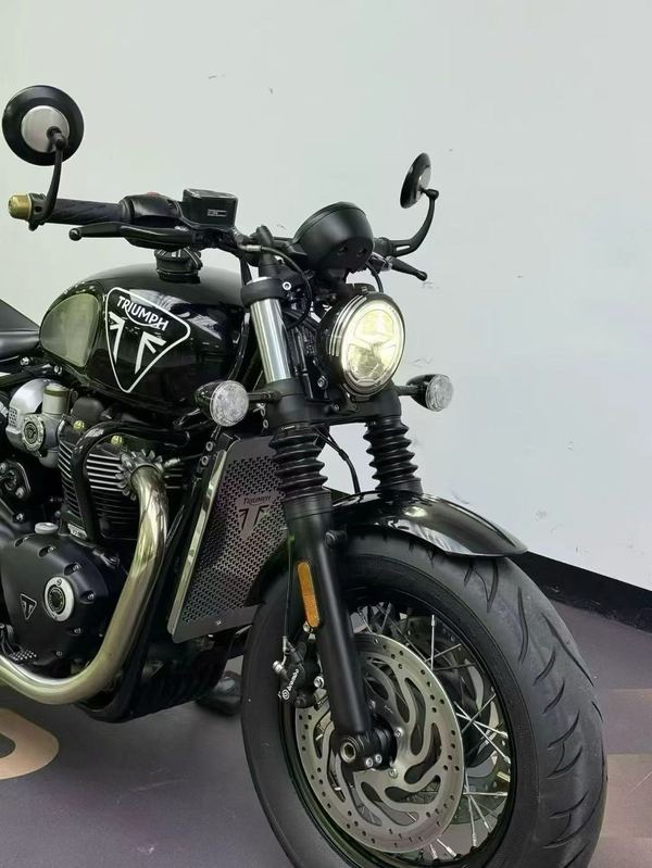 二手凯旋Bonneville Bobber