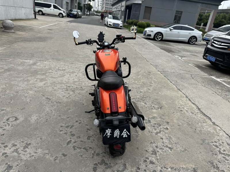 二手QJMOTOR闪300