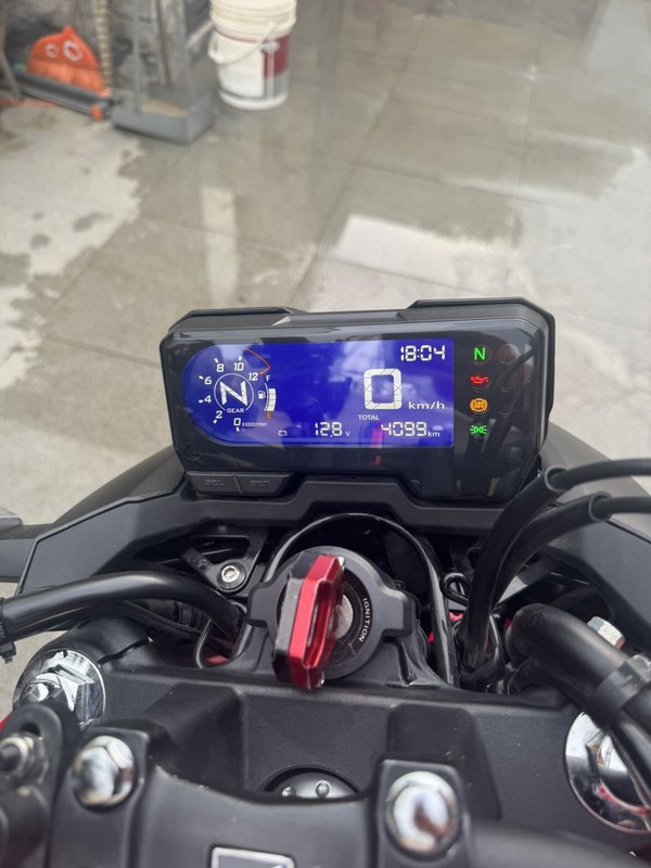 二手本田CB400F