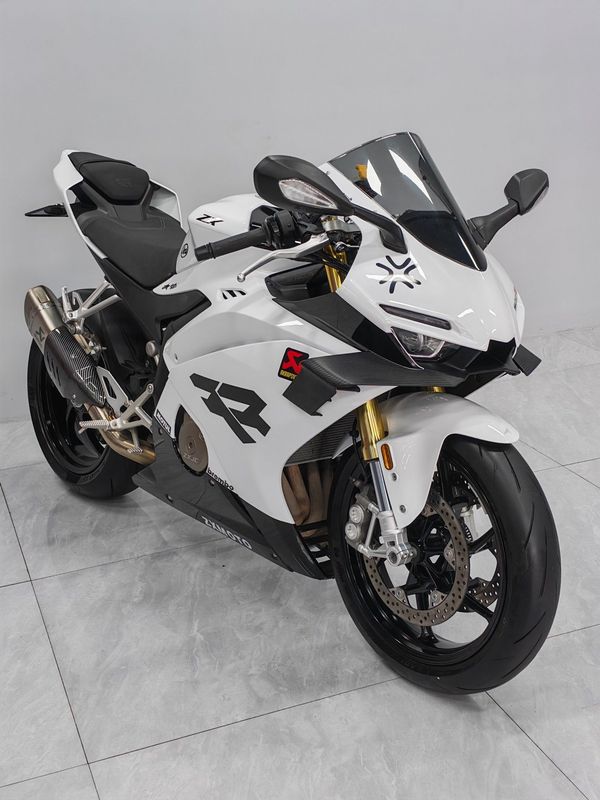 二手张雪机车500RR