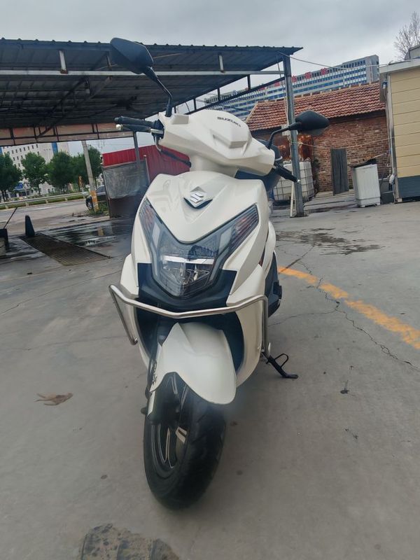 二手济南铃木优驿 UE125T