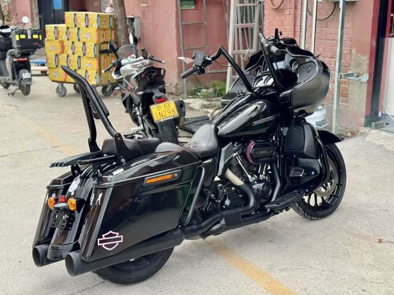 二手哈雷戴维森公路滑翔 Road Glide