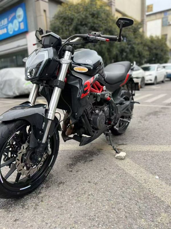 二手贝纳利蓝宝龙 BN302S