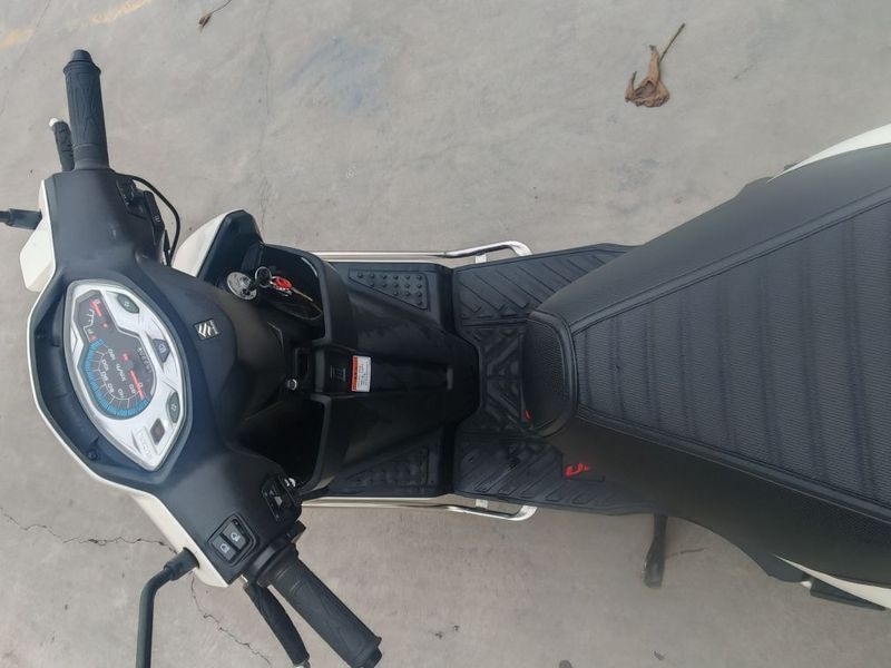 二手济南铃木优驿 UE125T