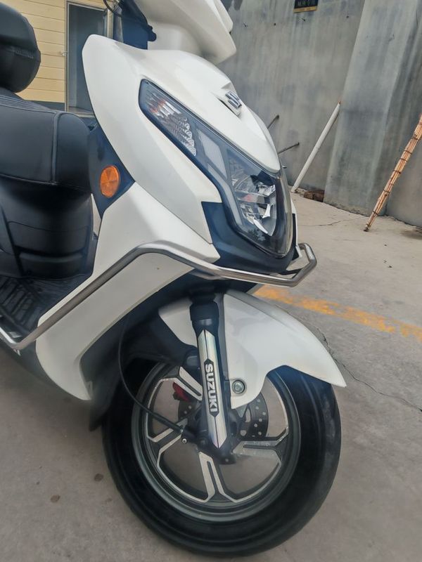 二手济南铃木优驿 UE125T