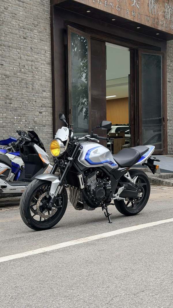 二手本田CB500 Super Four