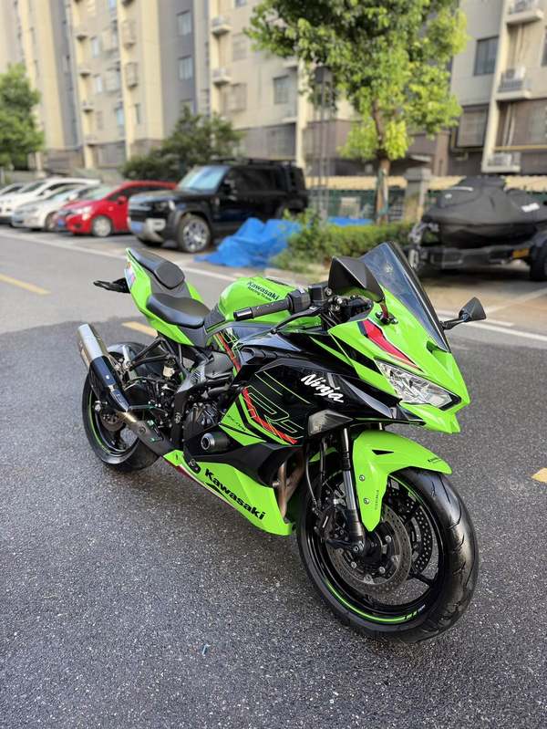 二手川崎ZX-4R